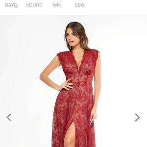 NWT Shapewear Boho Floral Lace Front Slit Maxi Dress Retail $170
